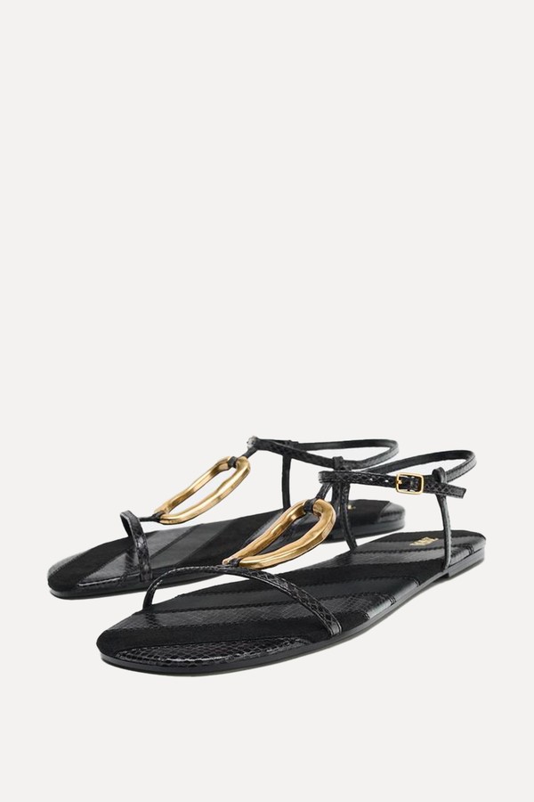 Flat Sandals With Metal Detail