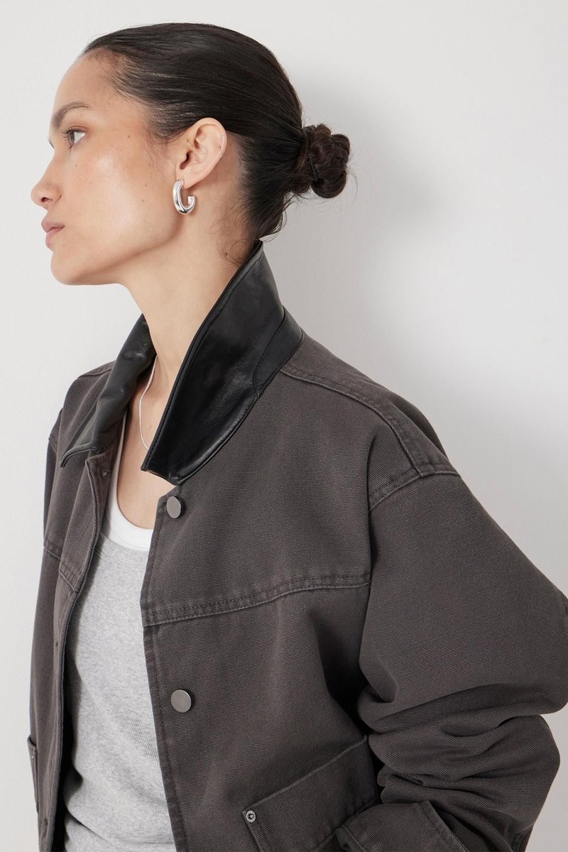 Contrast Collar from Hush