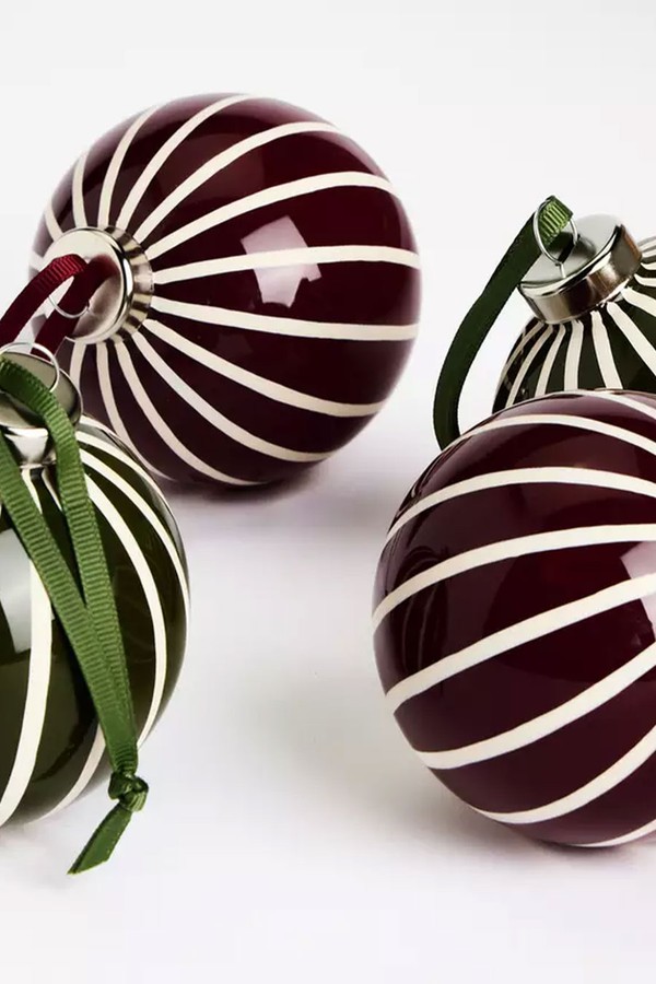 Set Of 4 Glass Christmas Baubles from Argos Home