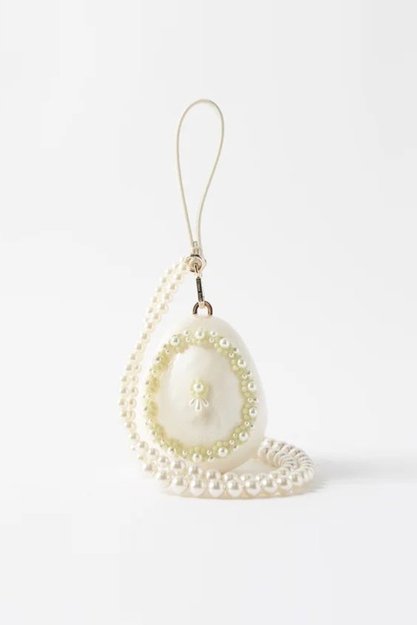 Egg Beaded Pearl-Effect Clutch Bag from Simone Rocha