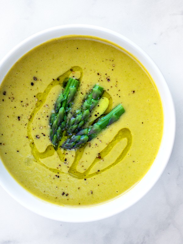 One-Pot Asparagus & White Bean Soup