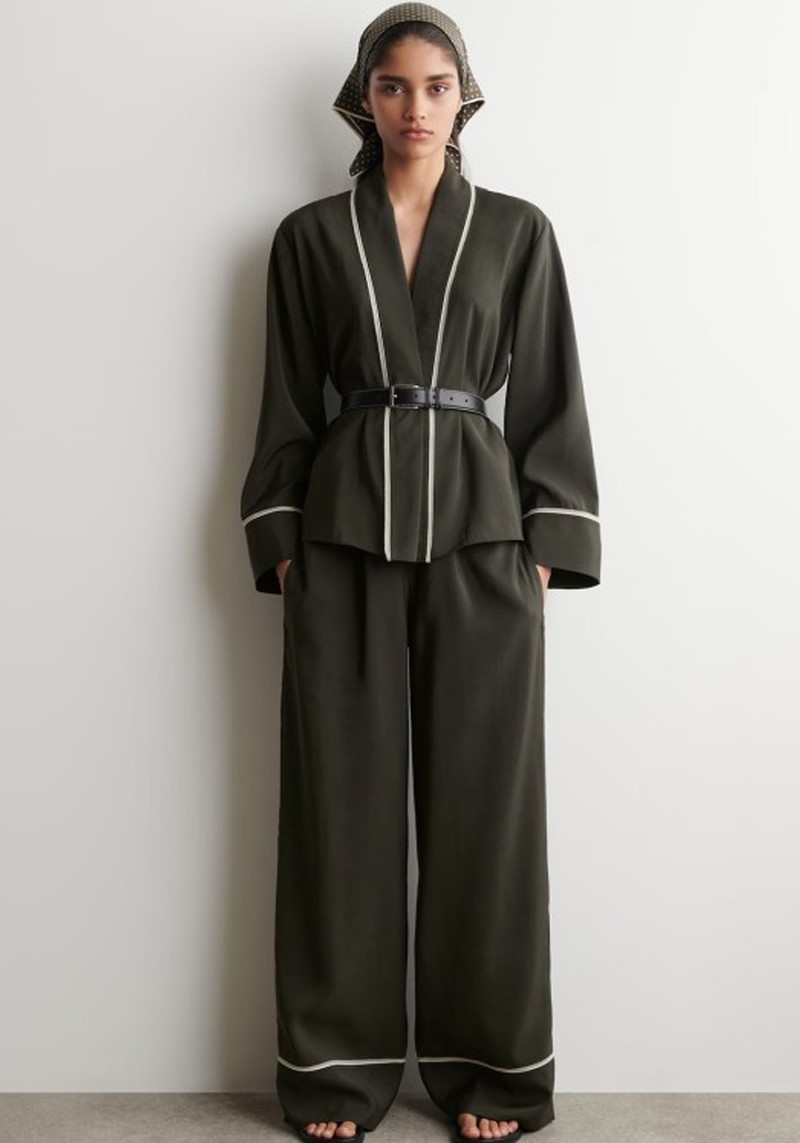 Contrast Piped Straight-Leg Trousers