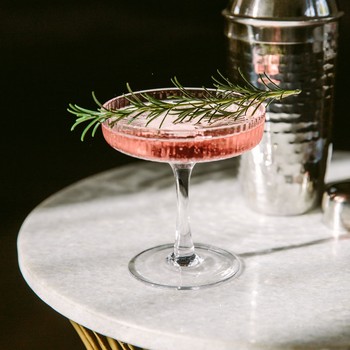 10 Great Cocktails To Make This Valentine’s Day