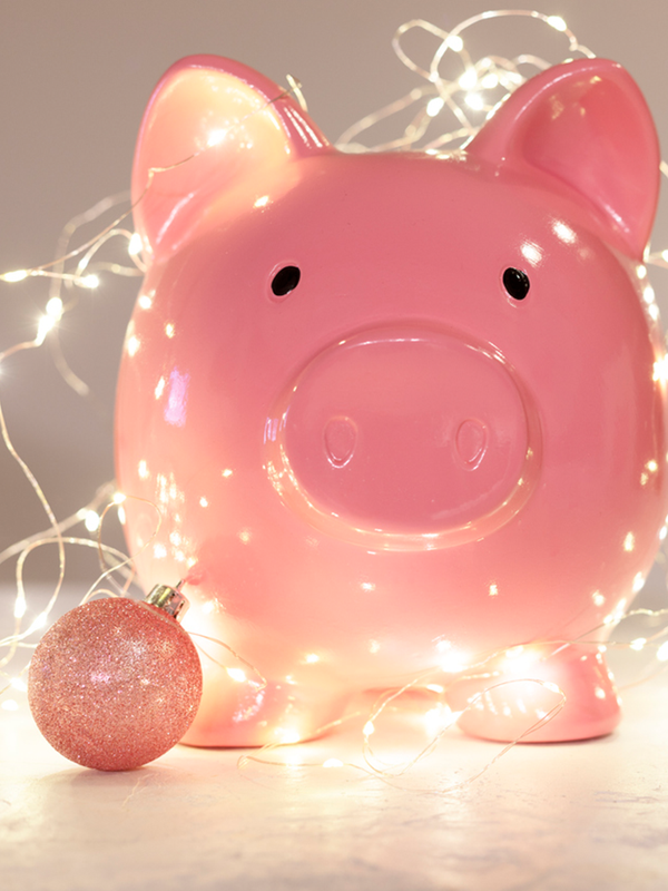 9 Ways To Save Money Between Now & Christmas