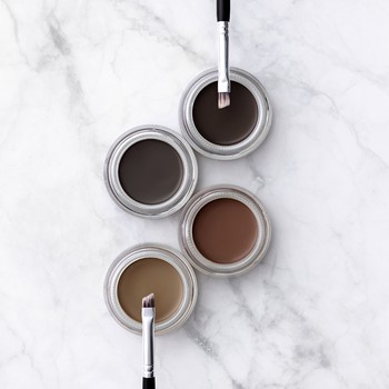 Product Spotlight: Anastasia Beverly Hills Dip Brow Pomade