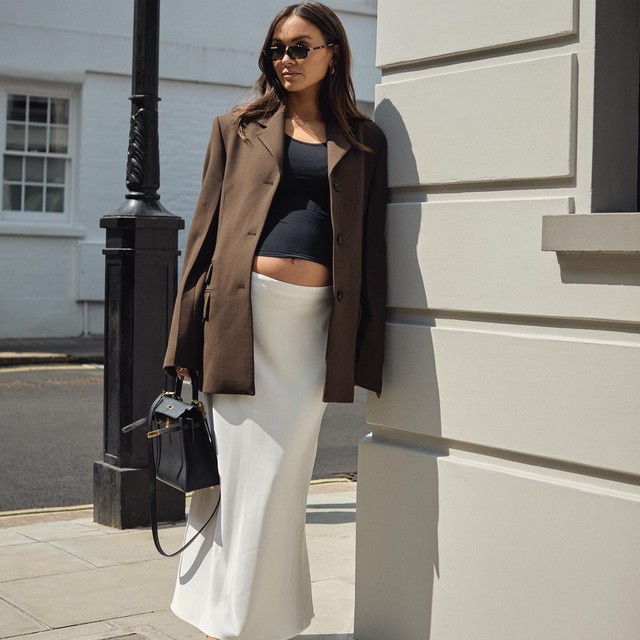 Digital creator and consultant @felicitymbird is known for her cool capsule wardrobe and refined app