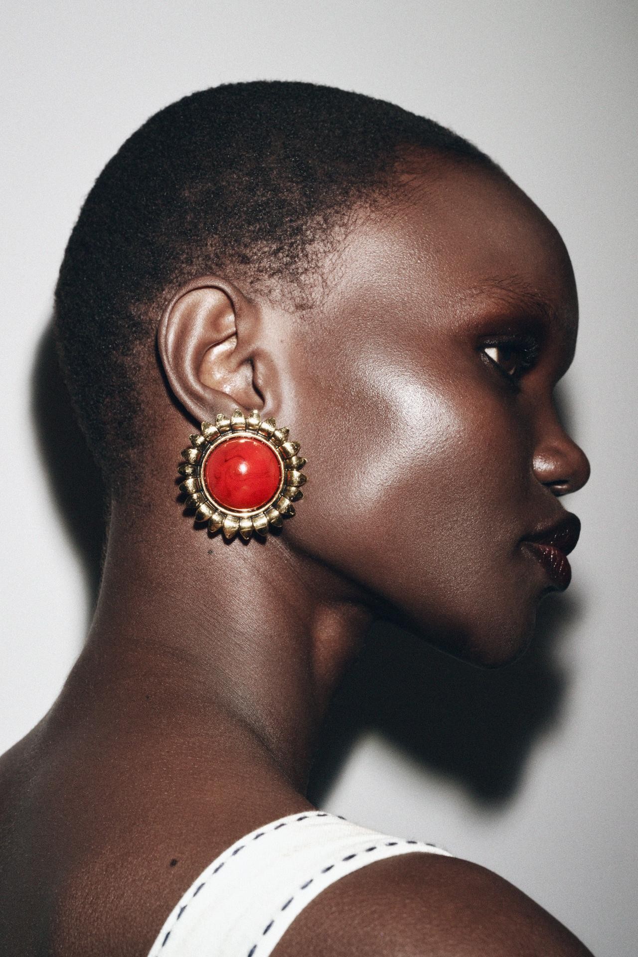 Sun Stone Earrings from Zara