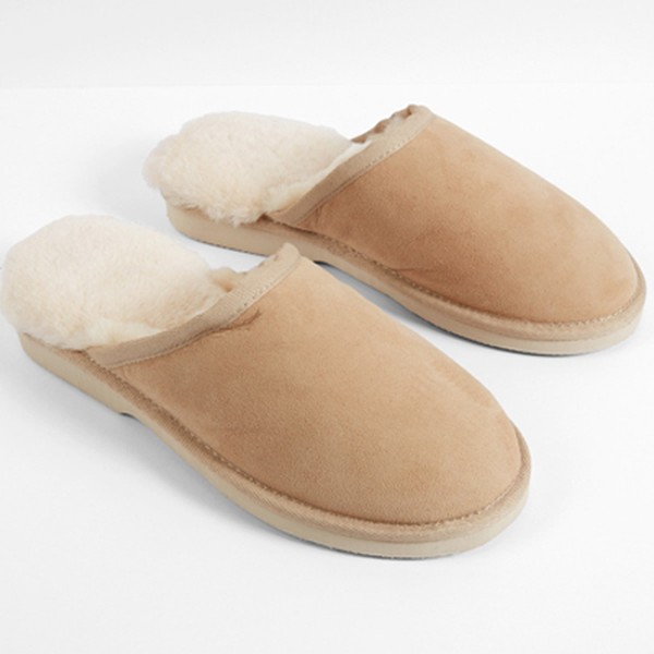 Sheepskin Scruffs