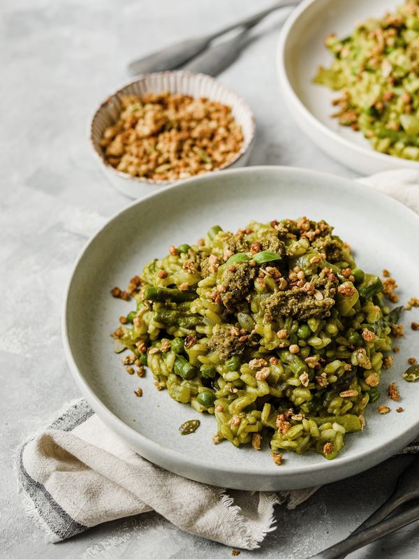 Pea, Spinach & Asparagus Risotto With A Granola Crunch