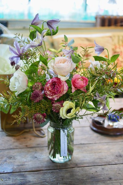 Flower Delivery, £50 | Jam Jar Flowers