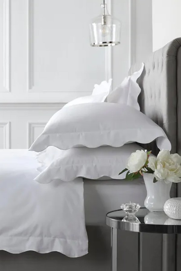 Appletree Boutique Scallop Edge 200 Thread Count Cotton Duvet Cover & Pillowcase Set