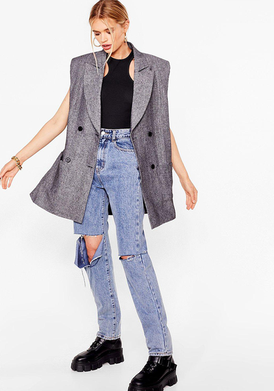 Oversized Sleeveless Longline Blazer from Nasty Gal