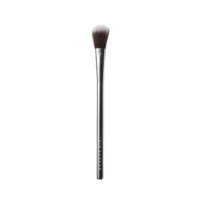 Highlighting & Setting Powder Brush 011 from Beauty Pie