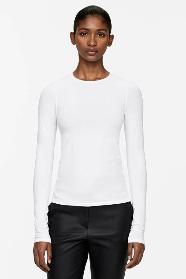 Niva Fitted T-Shirt