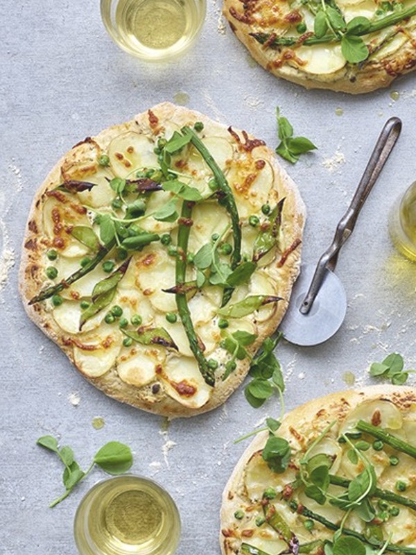 Ricotta & Asparagus Flatbread