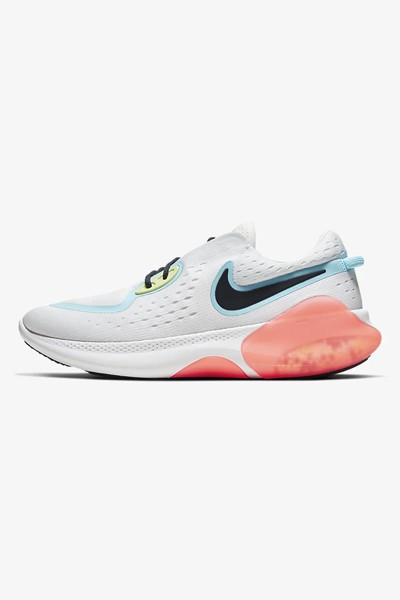 Women's Running Shoe