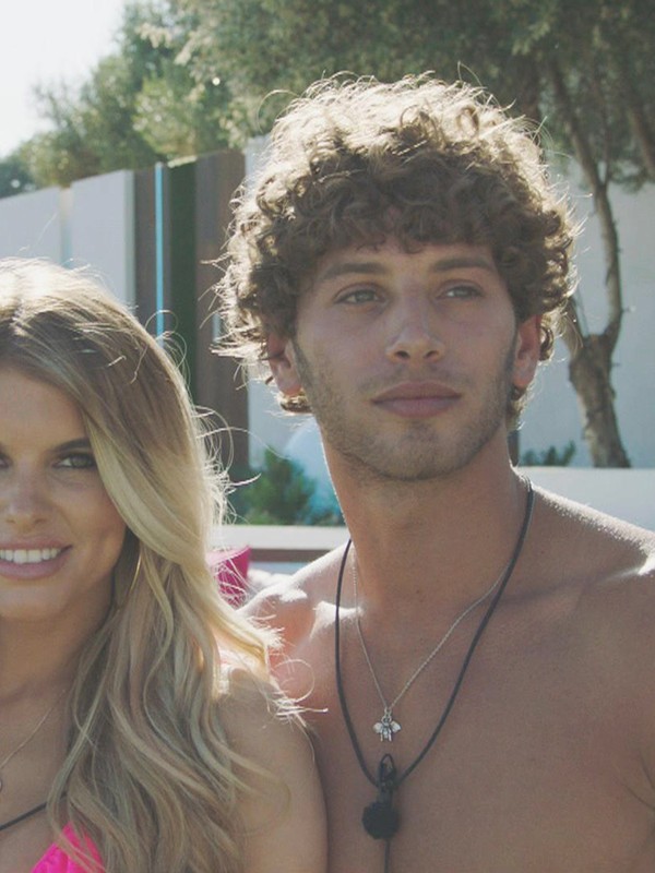 There’s A New Podcast About The Psychology Of Love Island