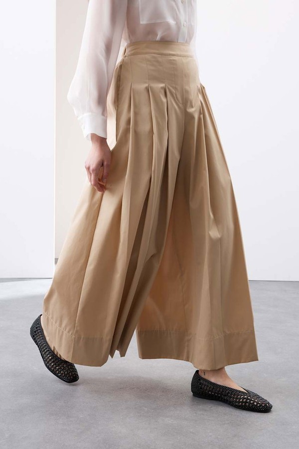 Pleat Front Super Wide Leg Trousers