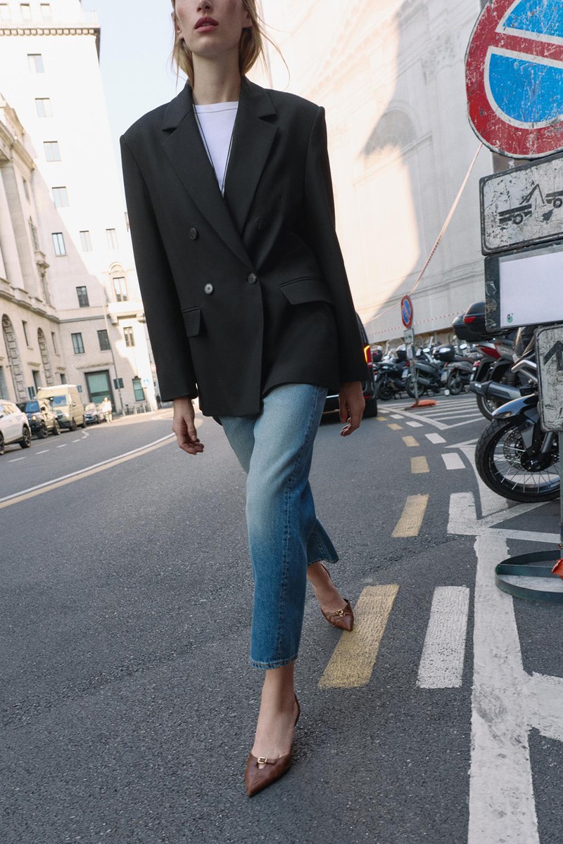 Oversized Double-Breasted Blazer