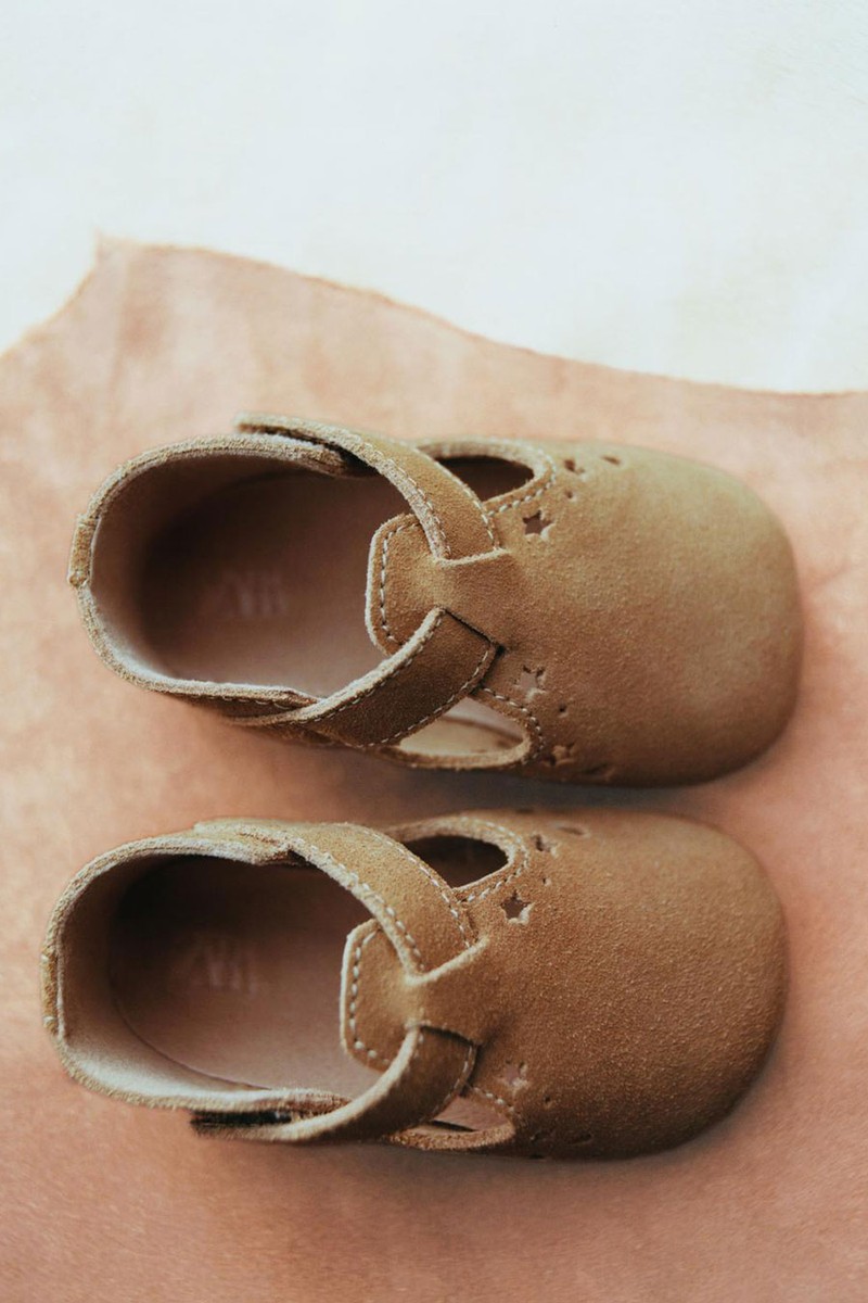 Leather Die-Cut Shoes