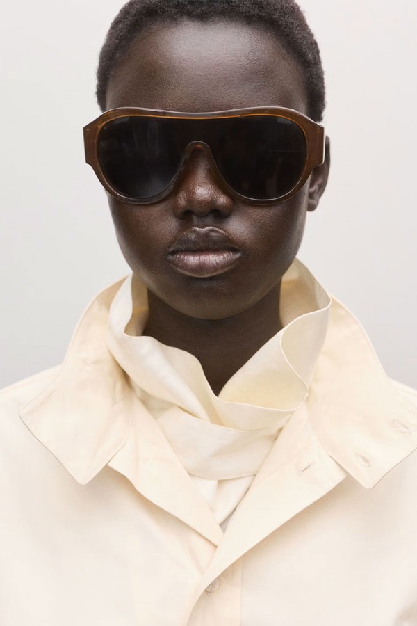 Aviator Sunglasses With Plastic Frame