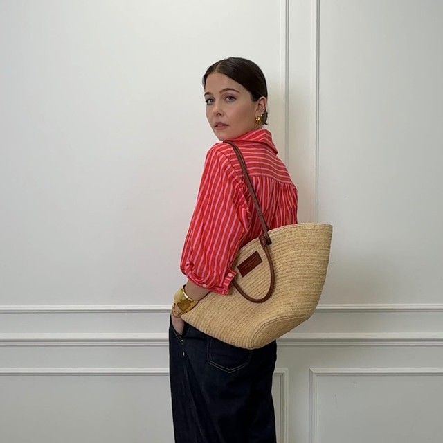 @blushtalentmgmt’s @thealiceedit shows us 3 summer-ready looks – save to recreate…