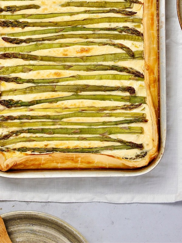 Leek & Asparagus Traybake Tart