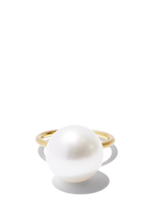 Pearl & 18kt Gold Ring from Irene Neuwirth