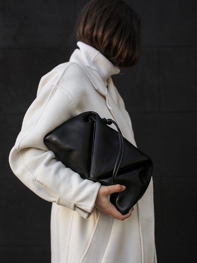 Meet COCOON: The Handbag Loaning Destination