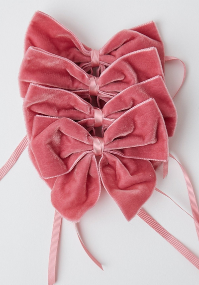 Velvet Napkin Bows from Mrs. Alice 