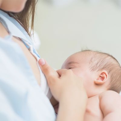 Thin-Shaming Is The Latest Way To Make Breastfeeding Mums Feel Bad