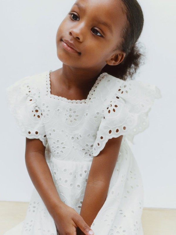 38 Pretty Summer Dresses For Children Of All Ages