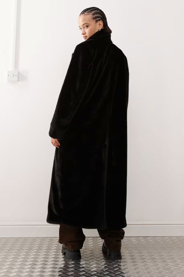 Kyou Oversized Faux Fur Coat from Weekday