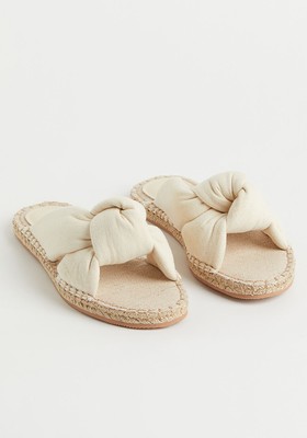 Knot Detail Sandals