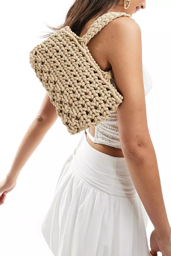 Woven Grab Bag With Drawstring Closure 