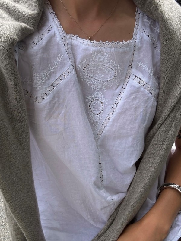 The Round Up: Pretty White Blouses 