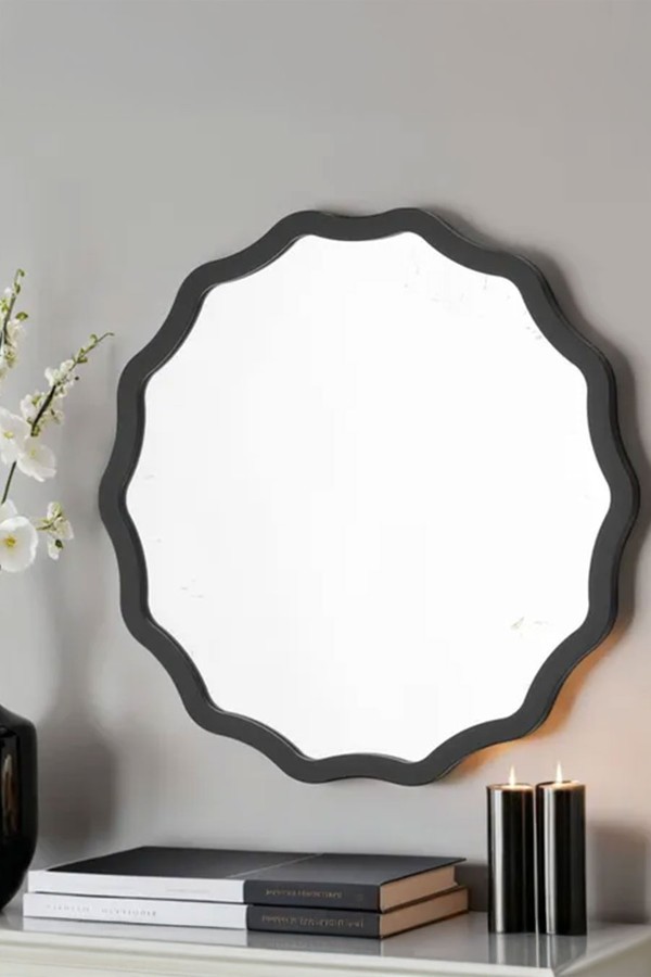 Yearn Wavy Round Wall Mirror from dunelm