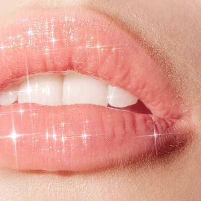 Does Lip Balm Actually Work? SL Weighs In