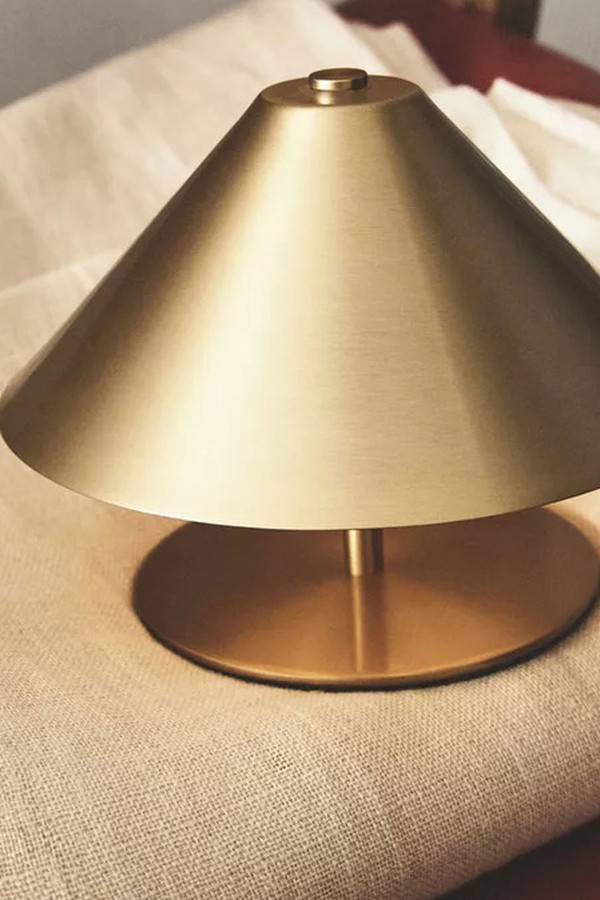 Cordless Iron Table Lamp from Zara