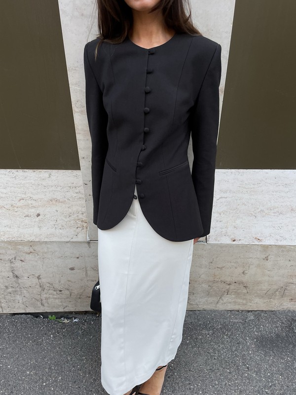 The Round Up: Collarless Blazers