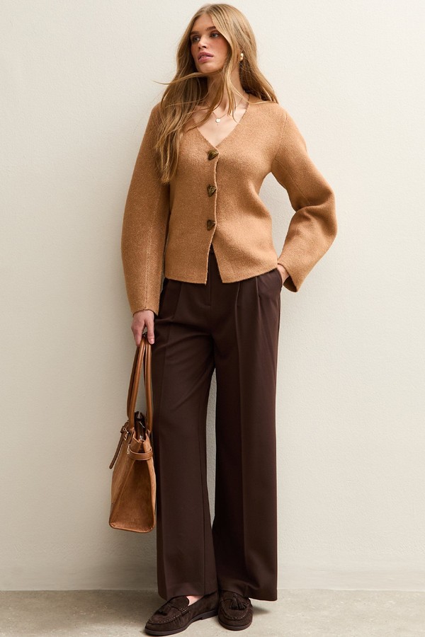 V- Neck Heavyweight Knit Cardigan