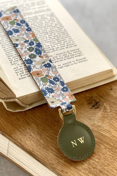 Bookmark Leather & Liberty Print  from Undercover