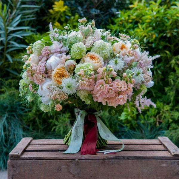 Pearl Bouquet from Moyses Stephens