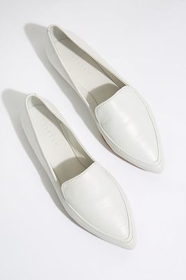 Camber Pointed Flats