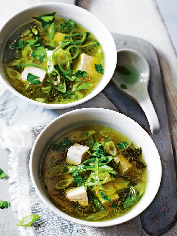 Healing Miso Soup With Tofu 