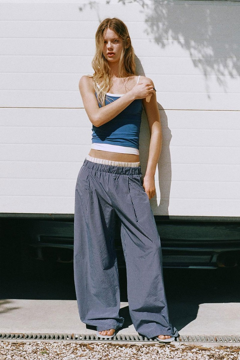 Checked Pyjama-Style Trousers With Darts  from Pull & Bear