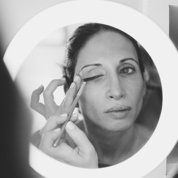 9 Make-Up Mistakes That Can Make You Look Older