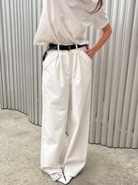 Our Favourite Tastemakers Share Their Latest Brand Discoveries