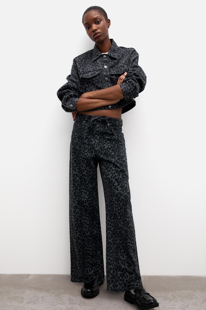 Leopard Print Baggy Jeans from Pull & Bear