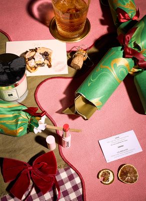 An Evening With Georgie, Christmas Gifts Under £30 & Wrapping Presents, SheerLuxe